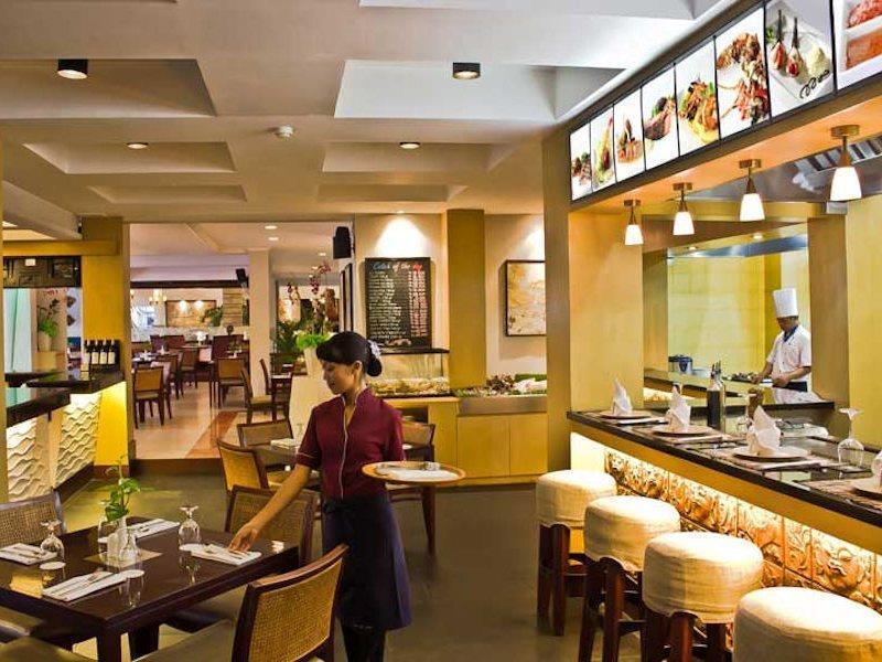 Hotel Bali Rani 4*
